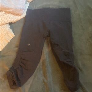 Lululemon Athletica Black Leggings with Fitted Design